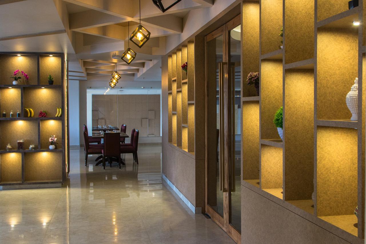 Hotel Siddhartha, Nepalgunj Exterior foto