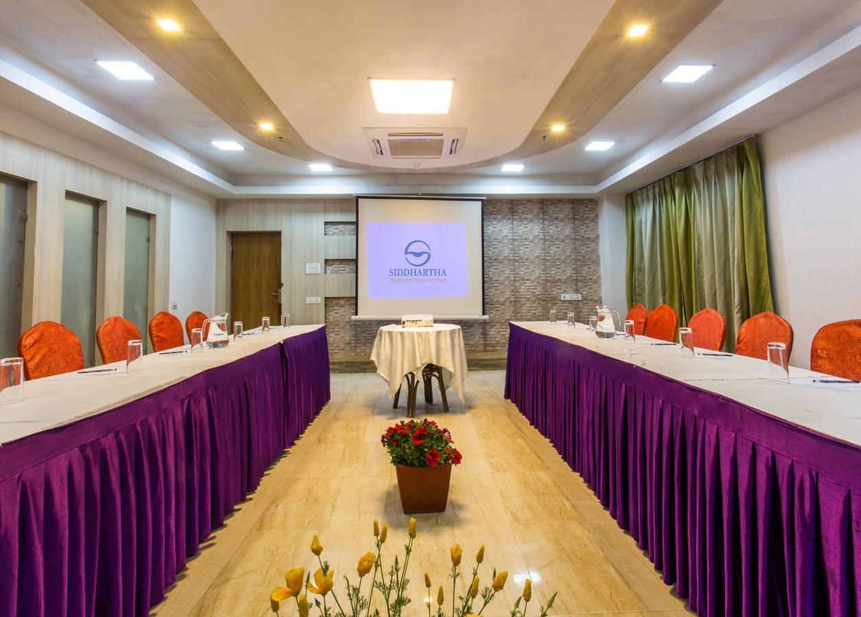 Hotel Siddhartha, Nepalgunj Exterior foto